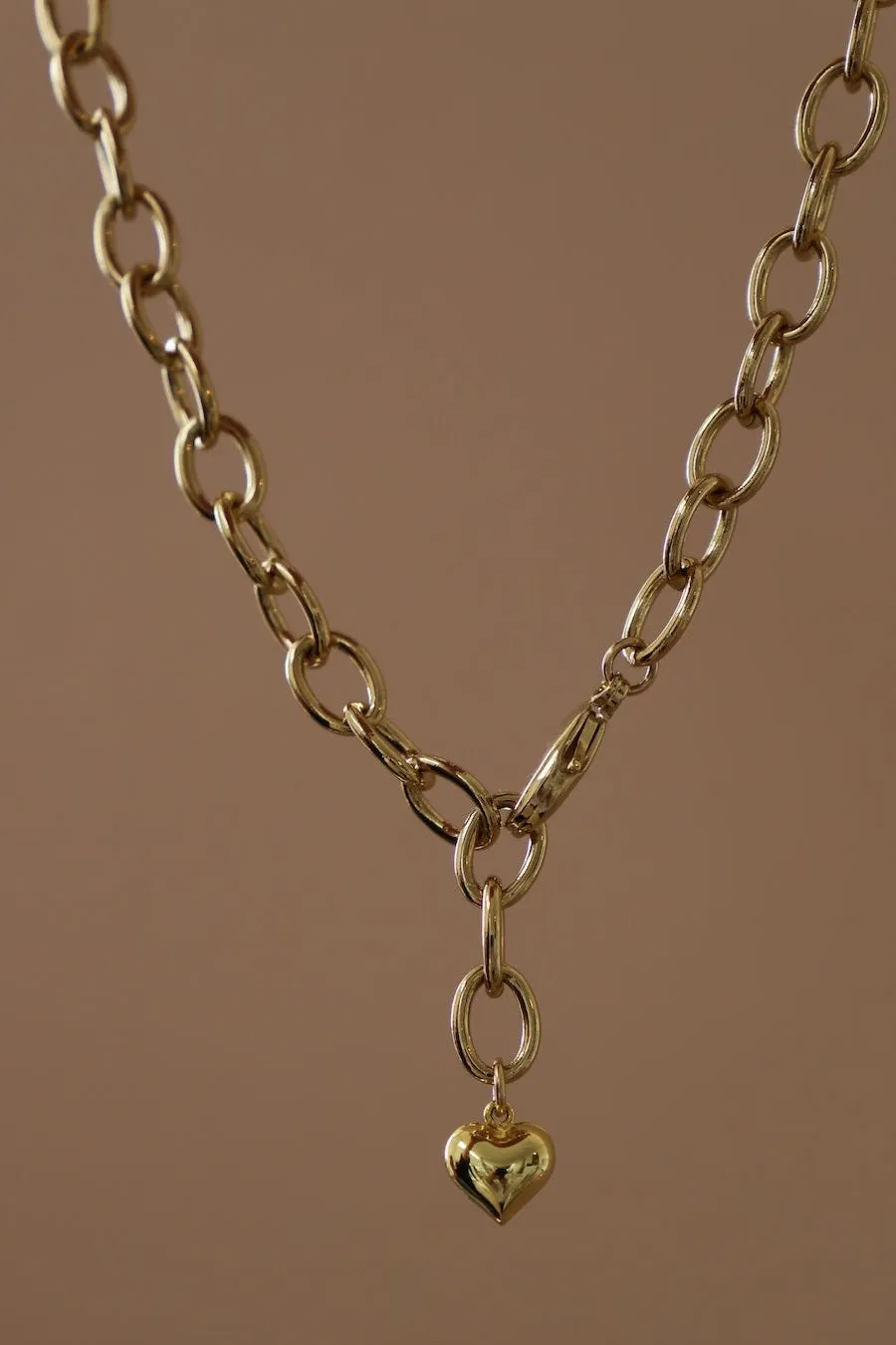 AMOUR LINK CHAIN NECKLACE