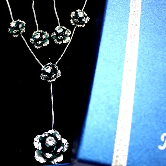 Birthday Gift Idea For Best Friend Flower Design Necklace Earring Set