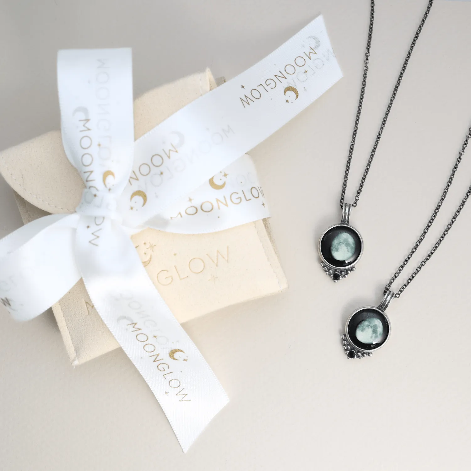 Classic Necklace Forever Connected Bundle