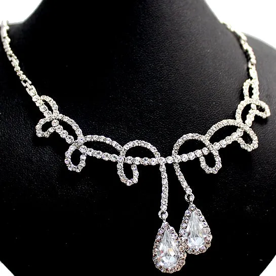 Generous Crystal Earring Necklace Set Wife Gift Ideas Necklace
