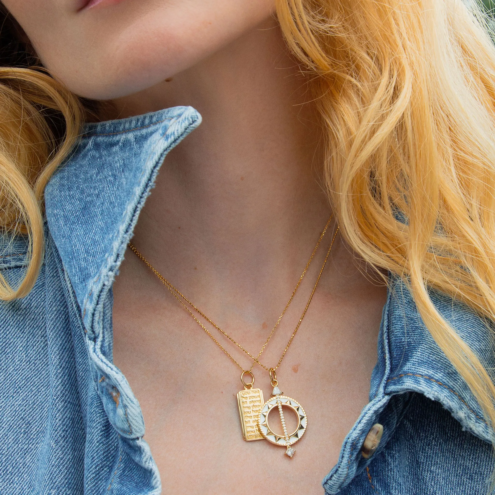 "Dorothy" 18K Gold Medallion