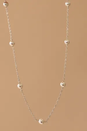 SILVER PEARL STATION NECKLACE