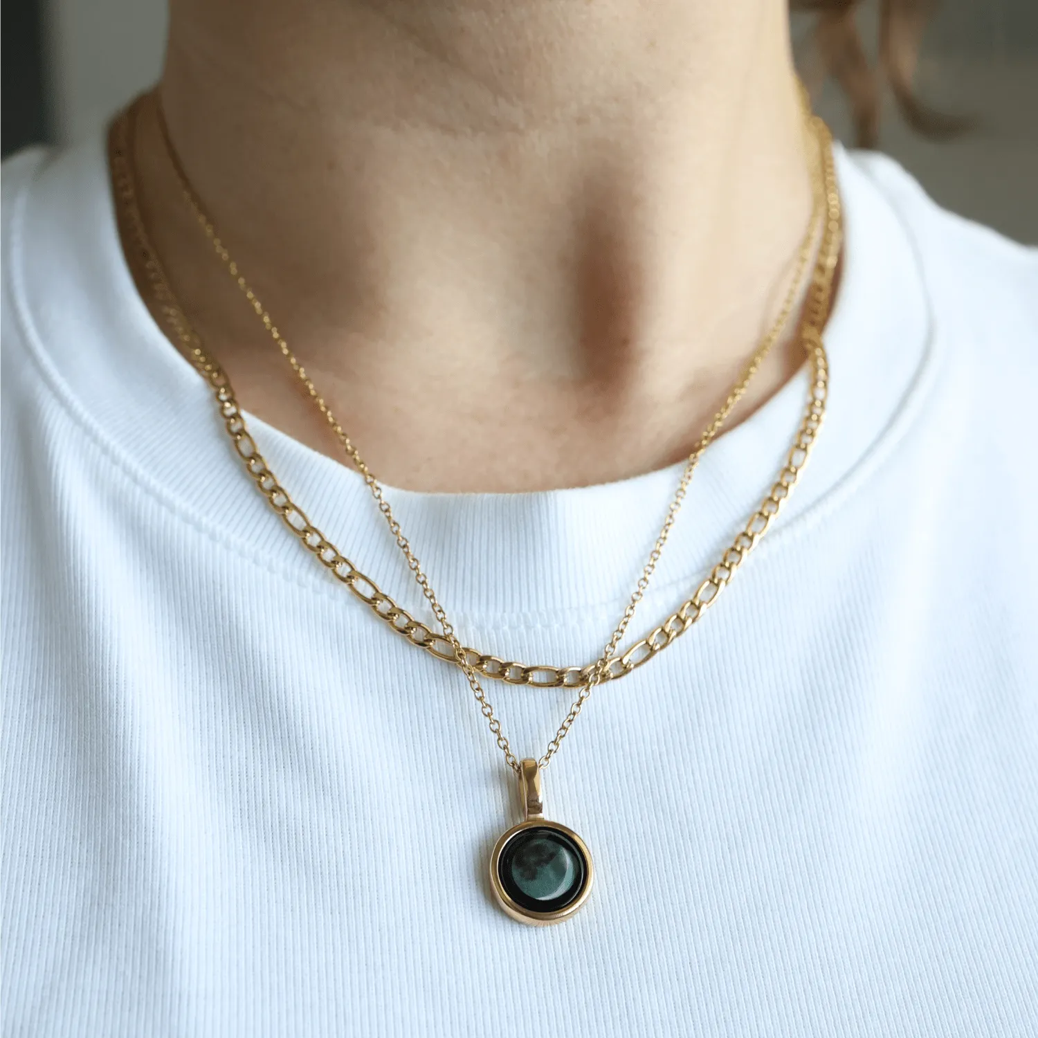 Sky Light  & Aurora Figaro Set in Gold